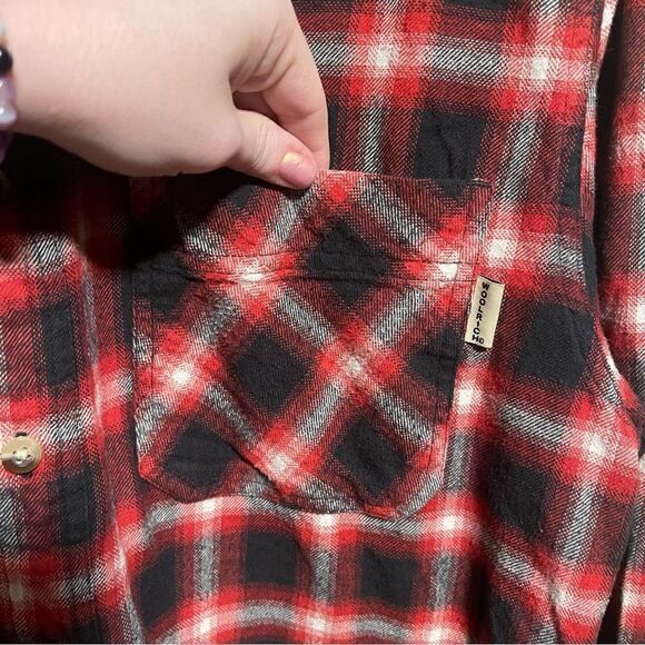 WOOLRICH-Men's Red & Black Plaid Flannel Cotton Button-Front Shirt, Size Medium - Picture 5 of 11